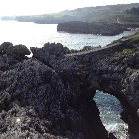 Las Rocas-2