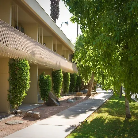 Days Inn By Wyndham Palm Springs-3