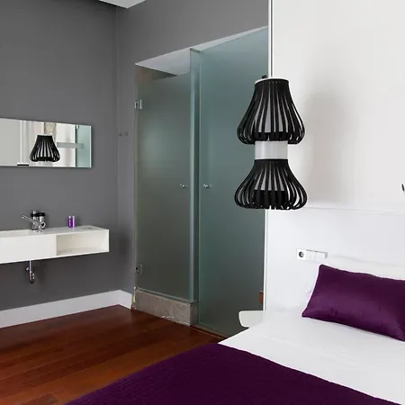 Khu Hotel-2