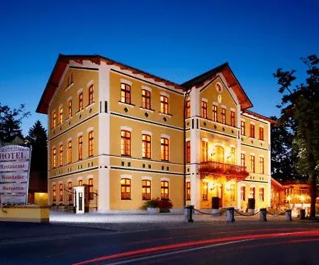 Hotel&Restaurant Waldschloss-3