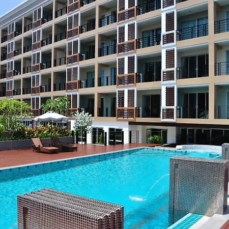 August Suites-3
