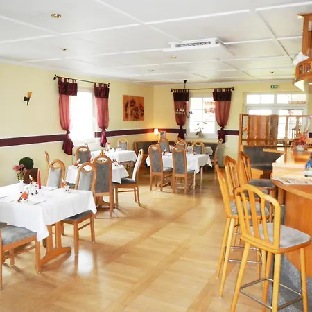 Kastanienhof Hotel Garni-3
