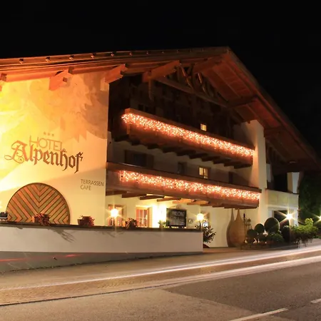 Hotel Alpenhof-3