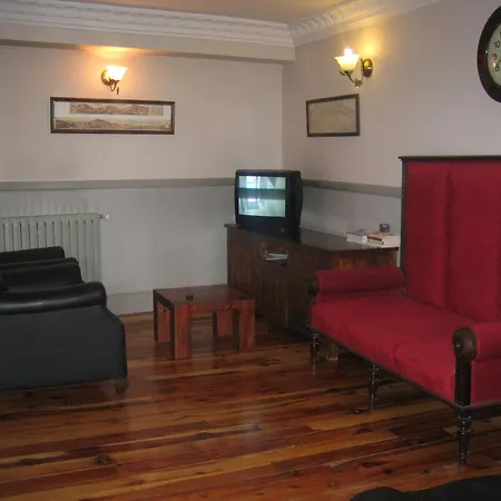 Hostal Canovas-2