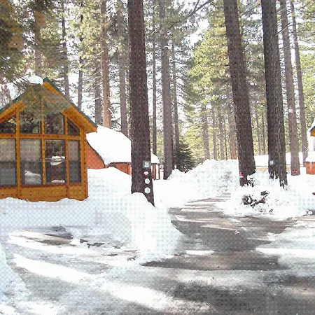 Cedar Pines Resort-2