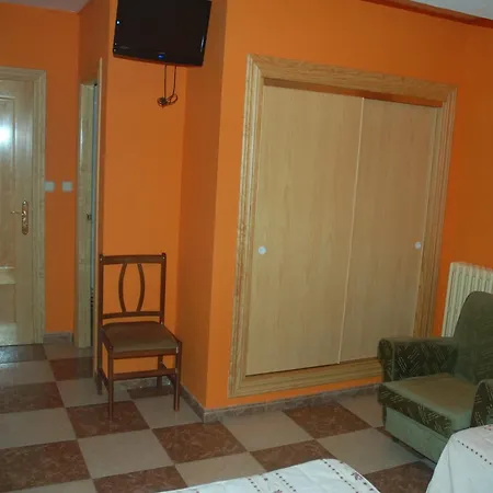 Hostal Residencia Castilla-2