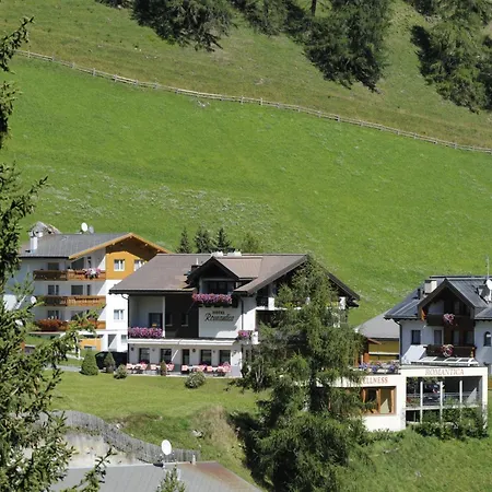 Hotel Romantica-2