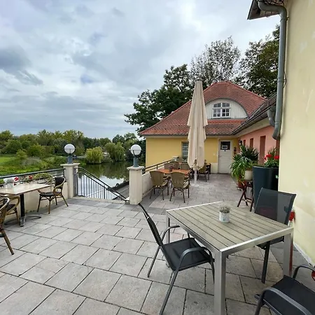 Pension Bootshaus-2