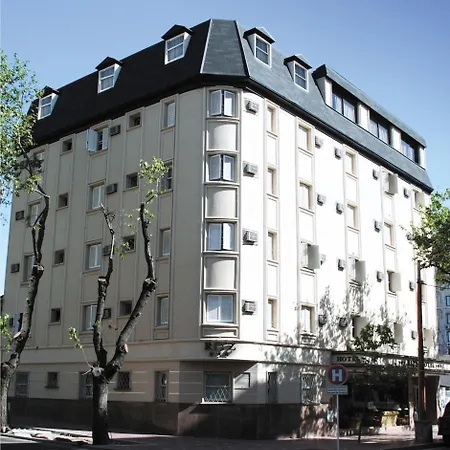 Ritz Hotel Mendoza-2