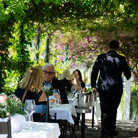 Hotel Sinuessa Terme-3