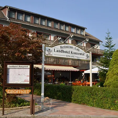 Landhotel Kunzental-2