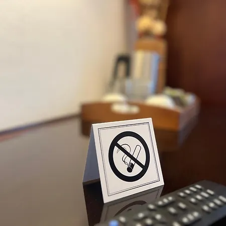 Central Hotel-2