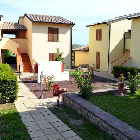 Le Corti Di Montepitti-2
