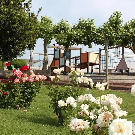 Hotel Azar-2
