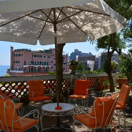 Villa Panoramica - Ischia Ponte-3