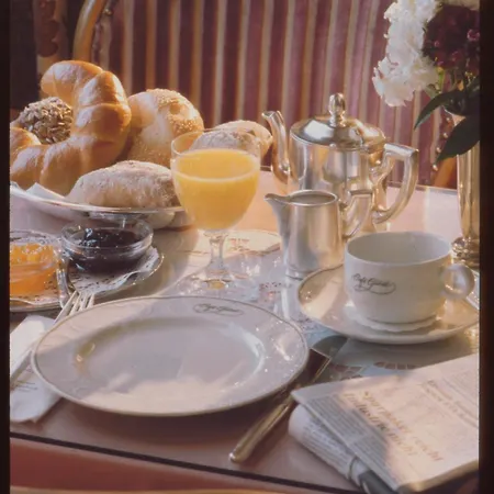 Unser kleines Hotel Café Göbel-2