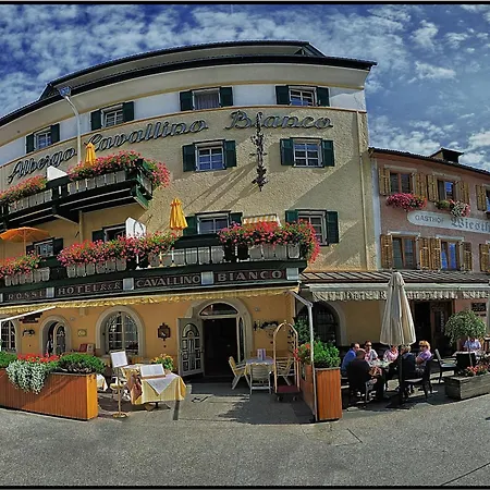 Hotel Cavallino Bianco - Weisses Roessl-2
