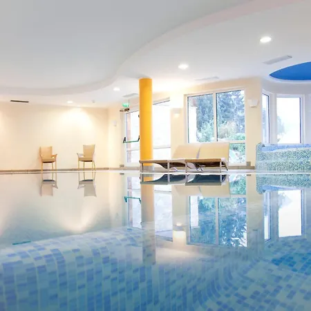 Hotel Jolanda-3