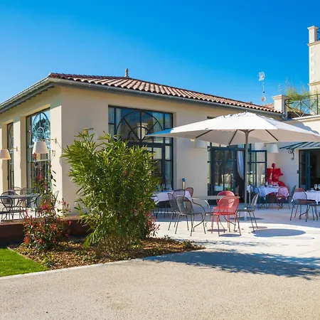 Hotel Clos Castel Villas Spa-2