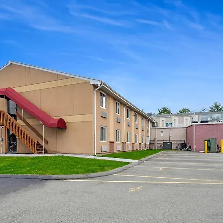 Americas Best Value Inn Foxboro-2