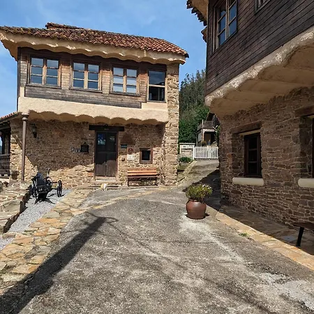 Las Casas de Isu-3