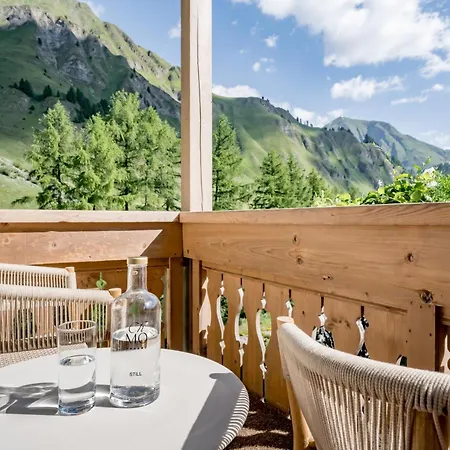 Relais & Chateaux Chasa Montana-3