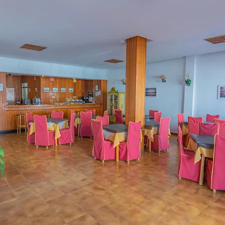Hotel Tres Jotas Conil-3