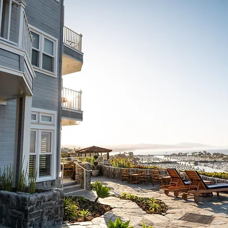 Blue Lantern Inn, A Four Sisters Inn-2