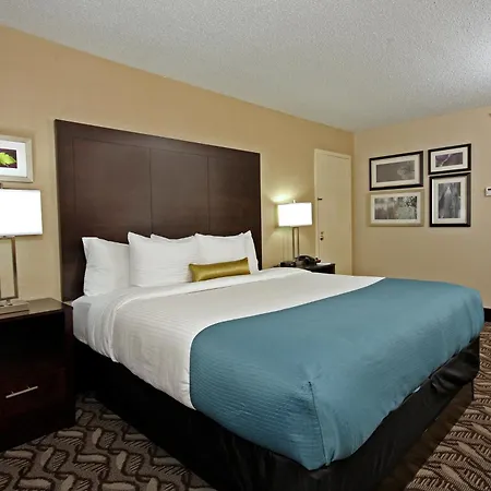 La Quinta By Wyndham Springfield-3