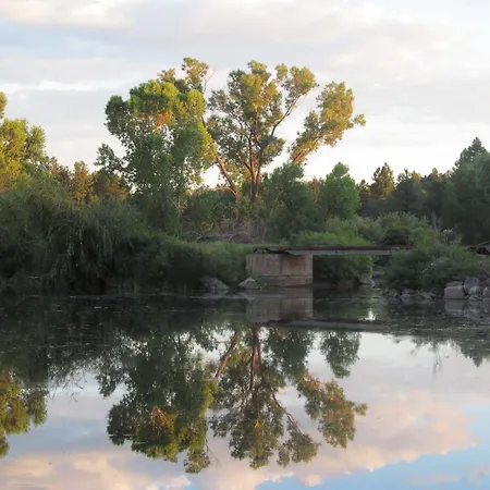 Lazy Oaks Resort-2