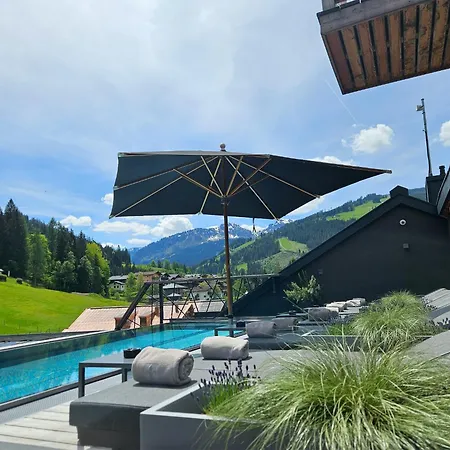 Almmonte Praeclarum Suites - Casual Boutique Hotel-3