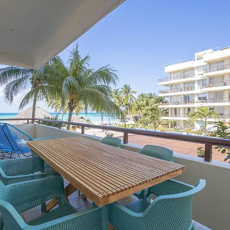 Ixchel Beach Hotel-2