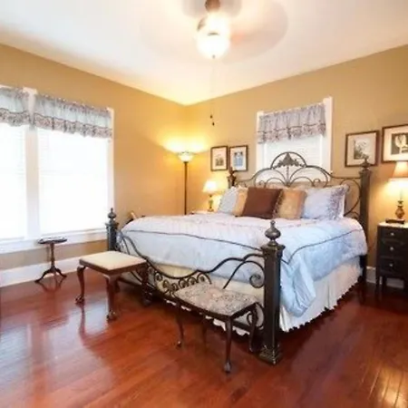Granbury Gardens Bed And Breakfast-2