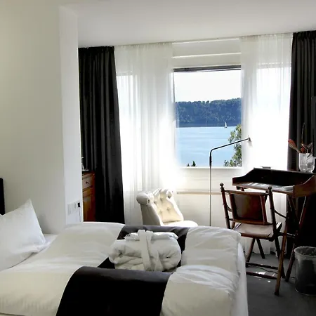 Lupinenhotel Bodensee-2