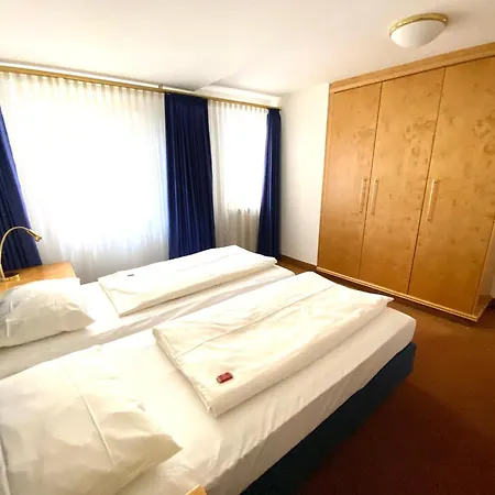 Rebgarten Hotel Schulgasse-3