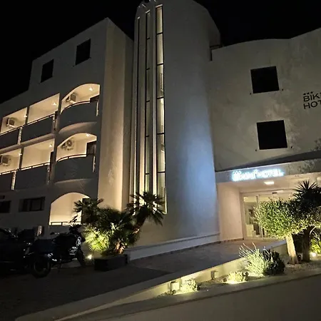 Bikini Hotel-2