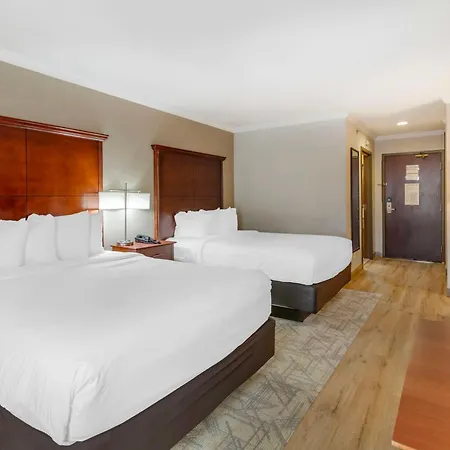 Syracuse Grand-2