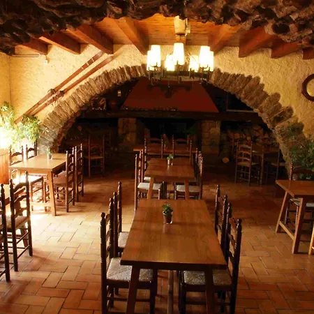 Hostal Els Roures-2