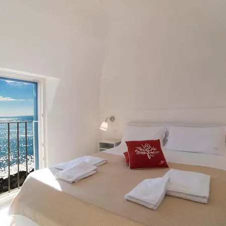 B&B Finestra Sul Mare-3