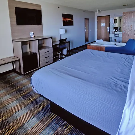 Americinn By Wyndham Saint Ignace Lakefront-2