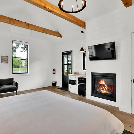 The Scout Boutique Cottages-3