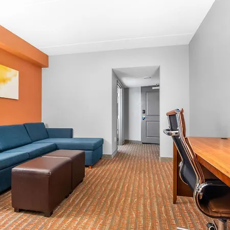 Comfort Suites Jackson I-40-2