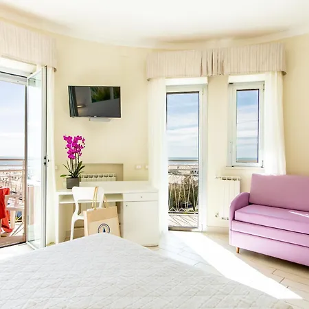 Hotel Lungomare-3