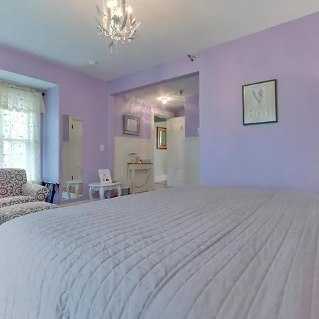 James Place Inn Bed And Breakfast-3
