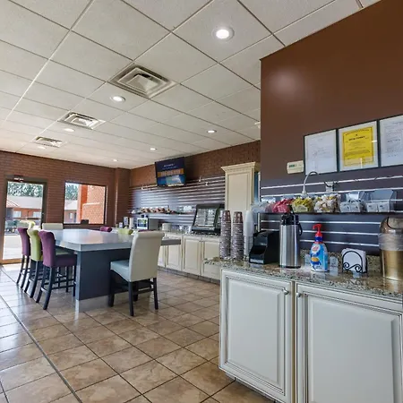 Gadsden Inn And Suites-2