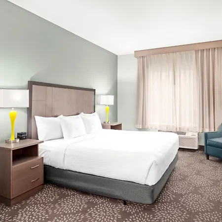 La Quinta By Wyndham Newport-2