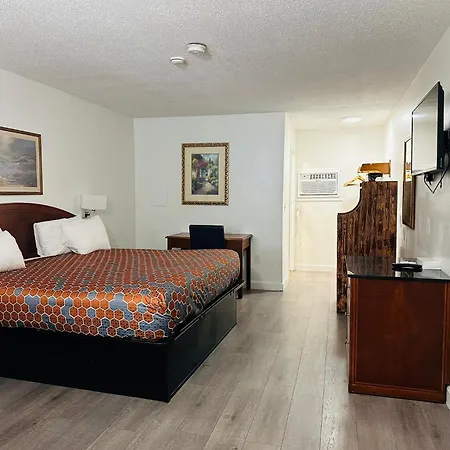 Hampton Motor Inn-3