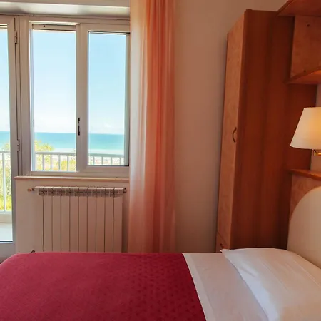 Hotel Perrozzi-3
