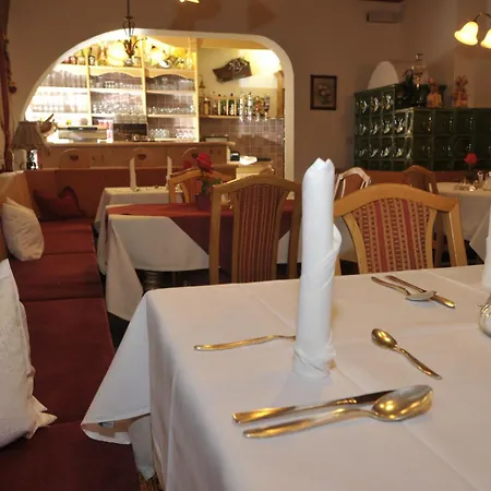 Waldhof-3
