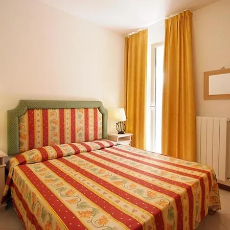 Residence Rex Lo Scoglietto-2